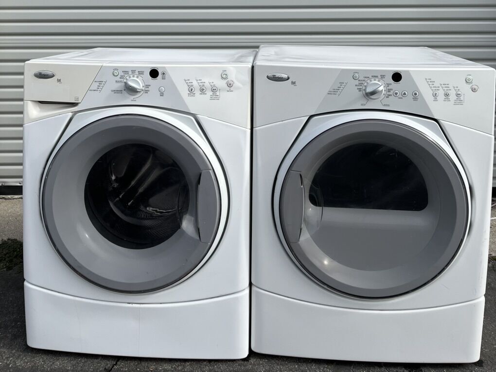 Stackable Whirlpool Washer & Electric Dryer, Free Delivery.