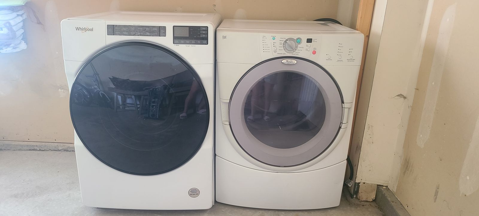 Front load washer & dryer