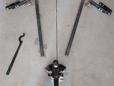 Equalizer Weight Distribution and Sway Control Hitch