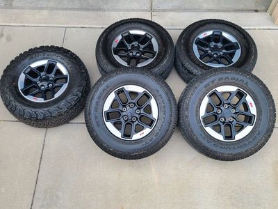 Selling a set of 5 Jeep JL Wrangler Rubicon Wheels & Tires
