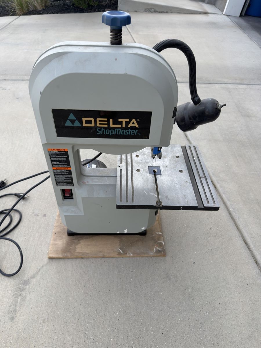 Delta ShopMaster BS100 9" Band Saw