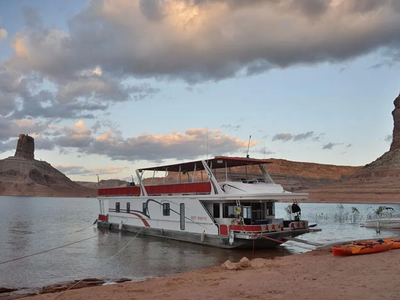 Antelope Point Marina Houseboat *Red Rocks Ownerships Available* Starting at $12,500!!