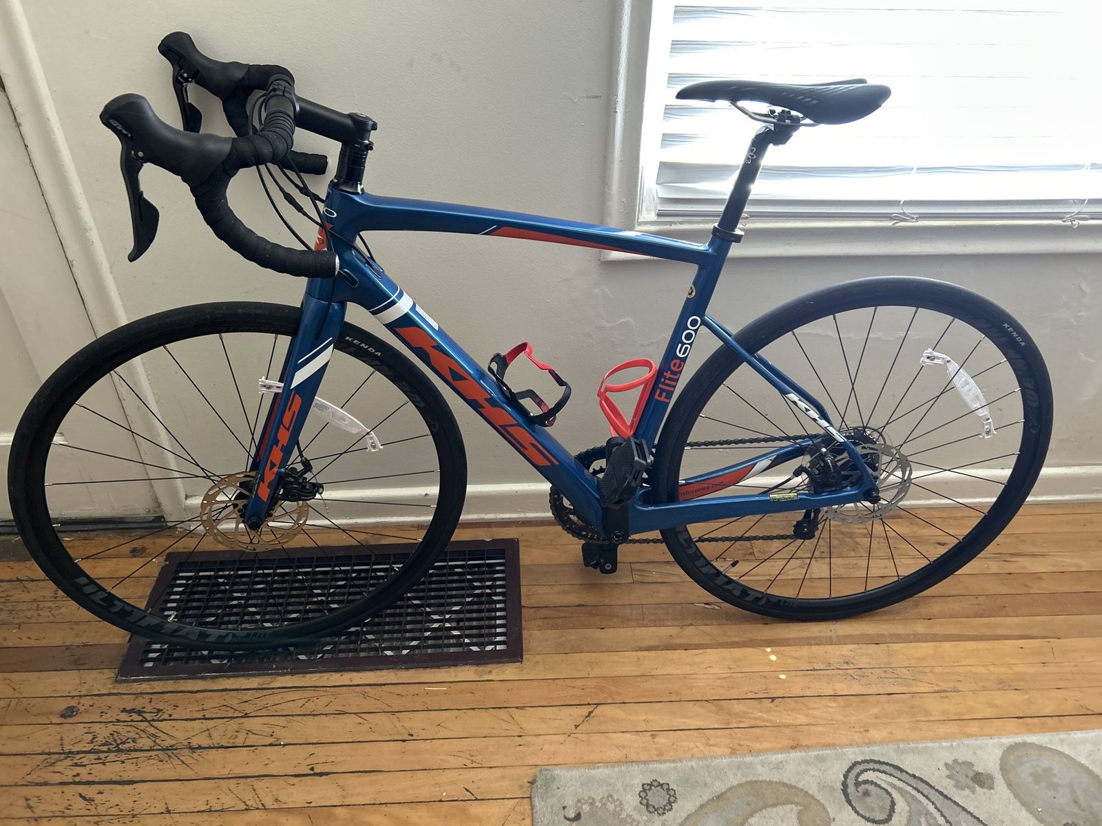 KHS Flite 600 Carbon Road Bike
