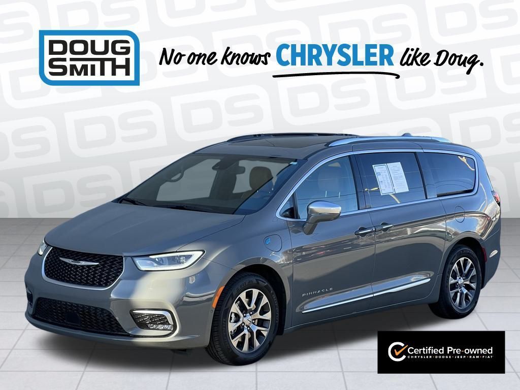 2022 Chrysler Pacifica Hybrid Pinnacle