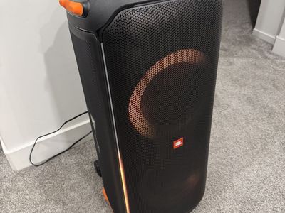 JBL PartBox 710 - Amazing Speaker, Lights & Bass