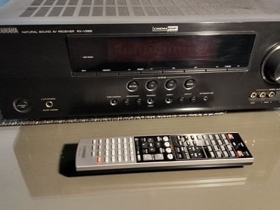 Yamaha AV receiver RX-V565 7.1