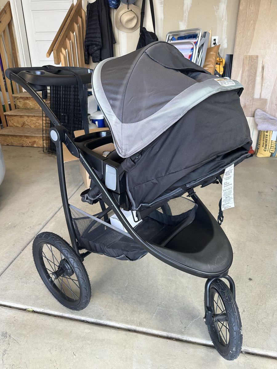 Jogging stroller