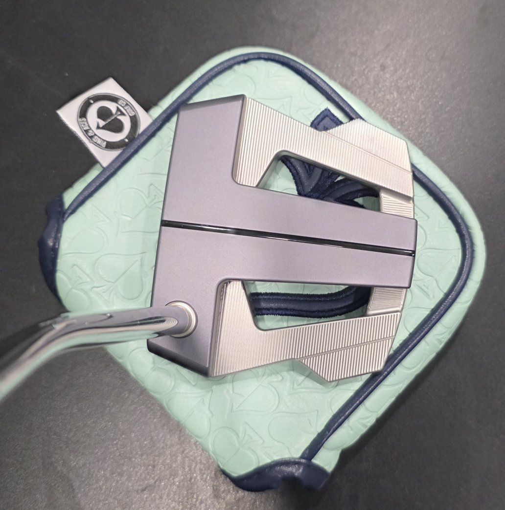 Main image 7