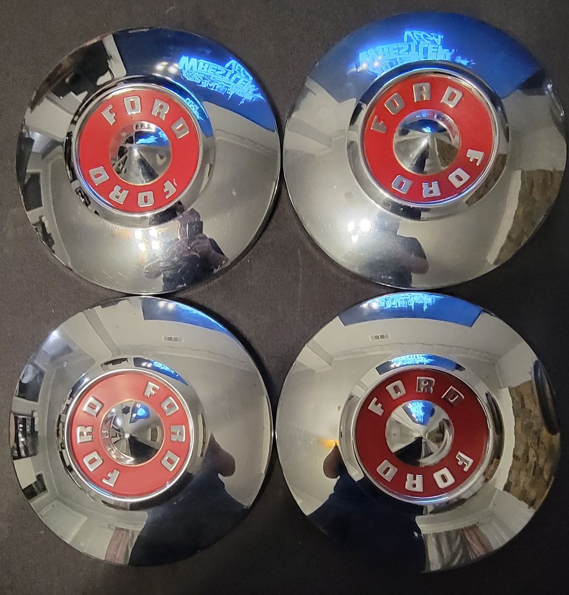 Amazing Set Of 4 Vtg Ford 10 5/8” Painted and Chrome Dog Dish Hubcaps w/ Red