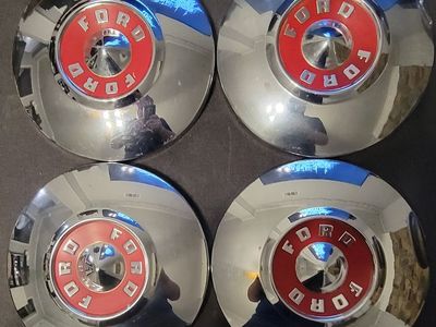 Amazing Set Of 4 Vtg Ford 10 5/8” Painted and Chrome Dog Dish Hubcaps w/ Red