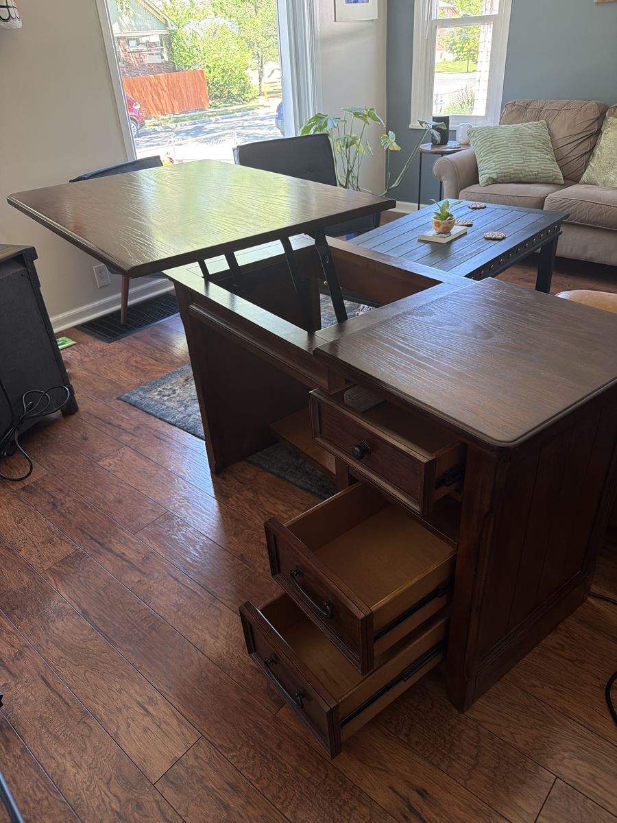 Ashley Woodboro Desk: Sitting & Standing