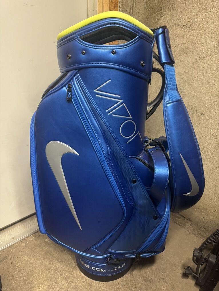 Vapor Nike Golf Bag Rare & Brand New