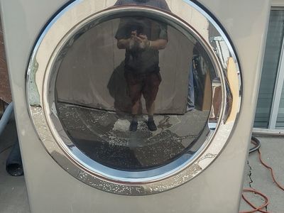 Frigidaire Front-Load Washer – Works Great!