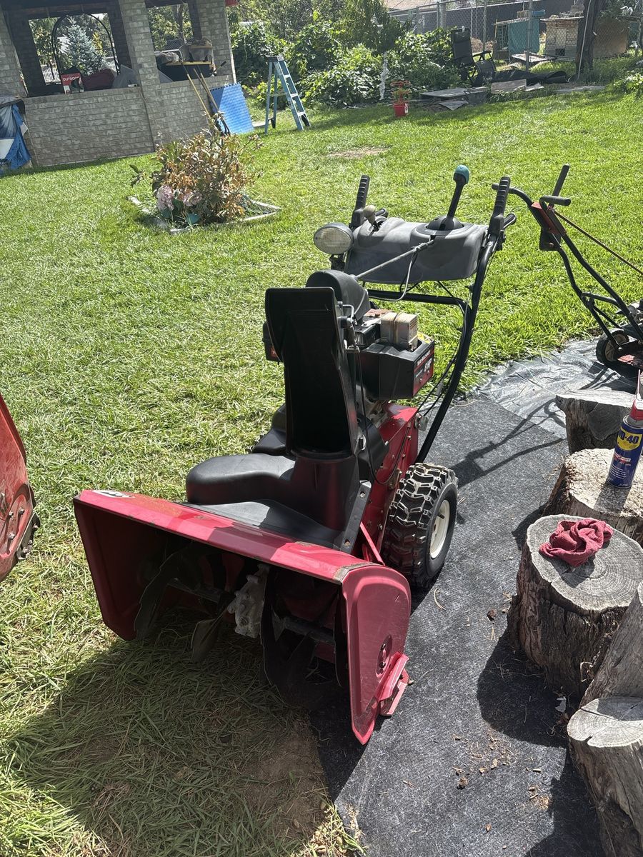 Snow blower