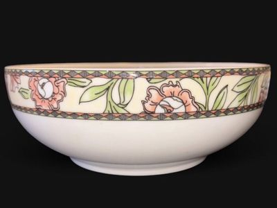 Beautiful Vintage 1998 Korean Oneida Stoneware Dishwasher & Microwave Safe Floral Serving Bowl