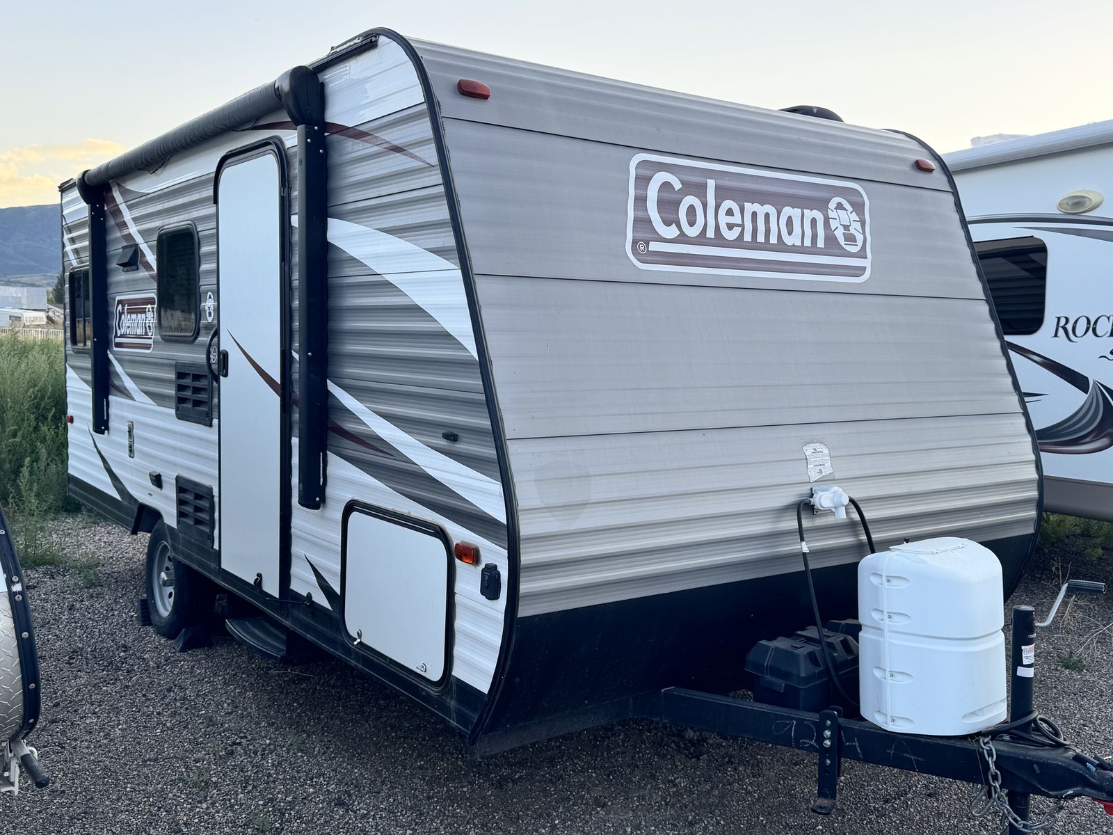 2018 Coleman Lantern 17RD