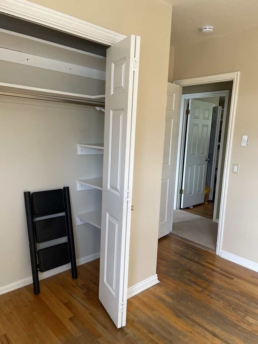 Main image 6