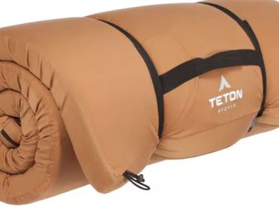 Outfitter XXL Camp Pads - new in boxes