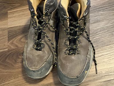 pacific mountain hiking shoes size 6 mens