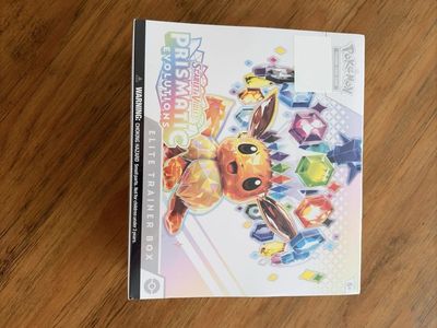 Prismatic evolutions ETB *sealed*
