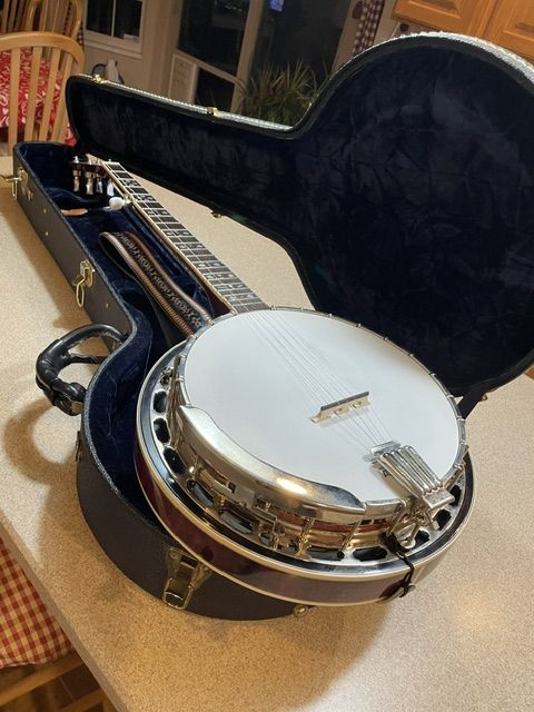 MINT Handcrafted USA Gold Tone OB-250 5-String Banjo + Hard Case - $1,199 OBO