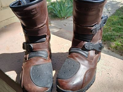Mens 9 Sedici Boots