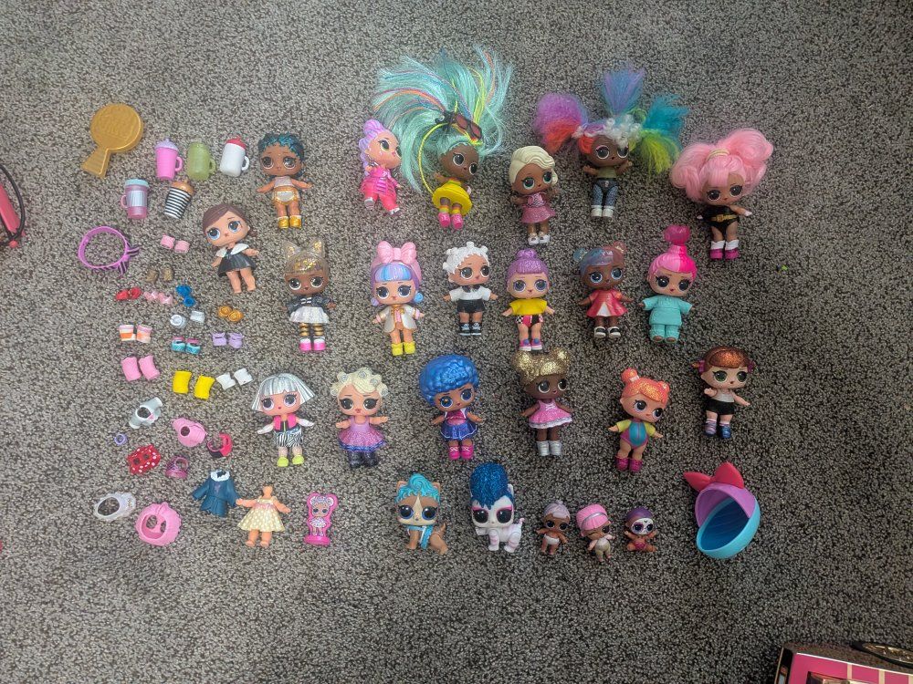 L.O.L. Surprise! Dolls Pets Lil Sisters and Accessories Lot