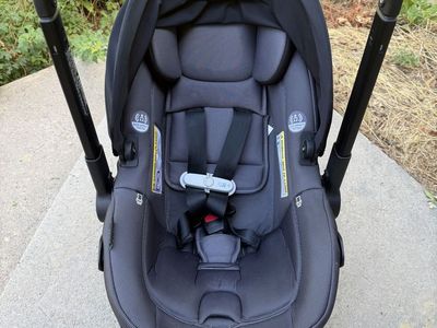 Evenflo Shyft DualRide Stroller and Car Seat Combo in Charcoal Grey