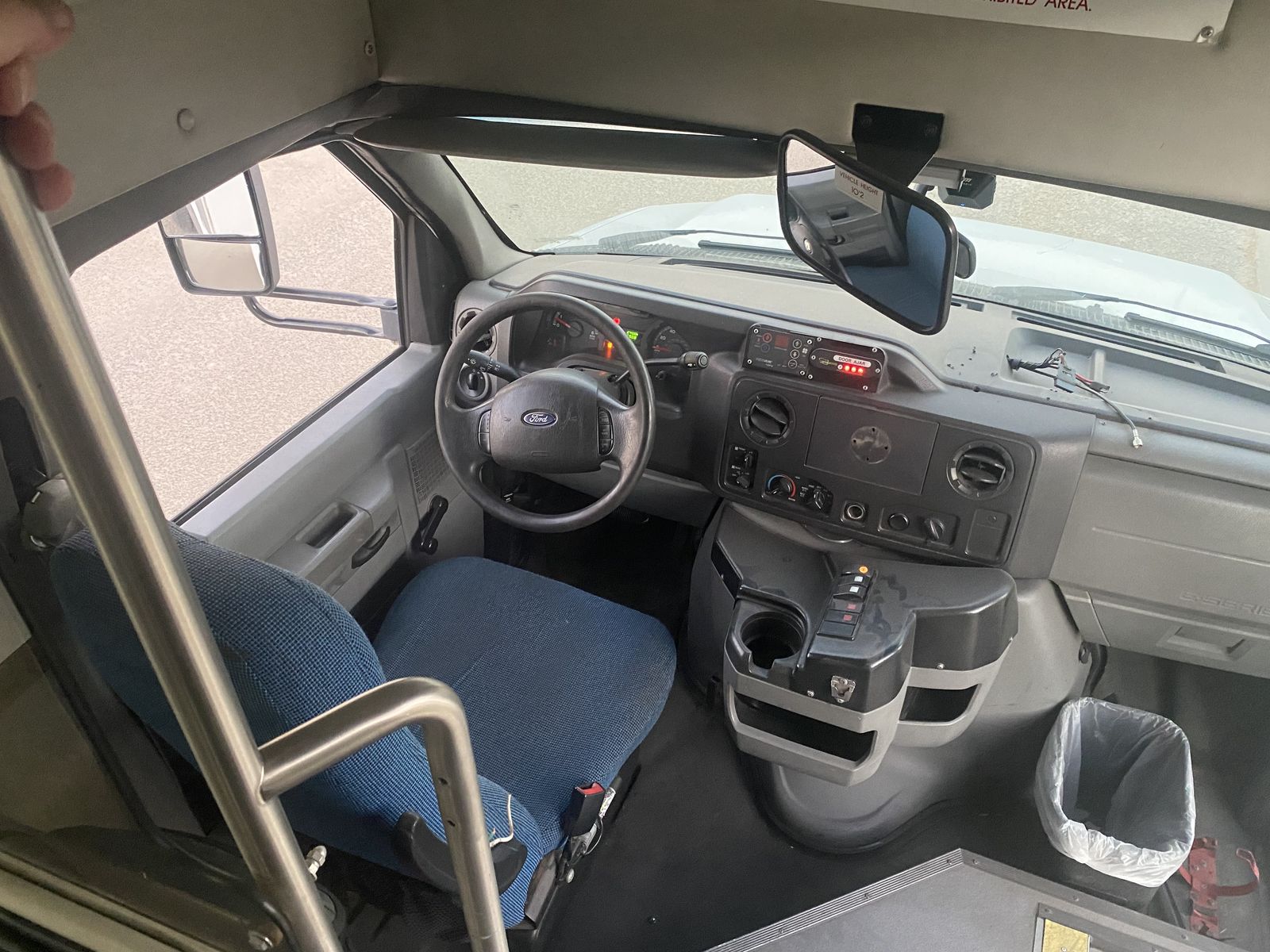 Main image 4
