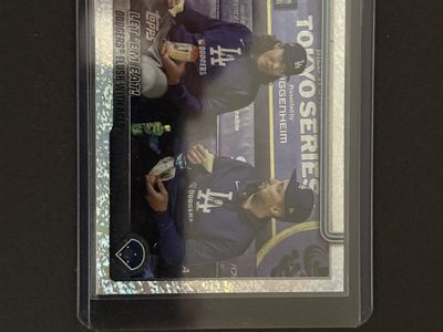 Topps Update Series 2025 Let Em Eat! Sandglitter