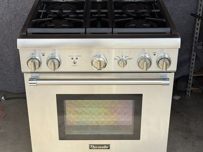 Thermador Professional 30” Gas Range star burners