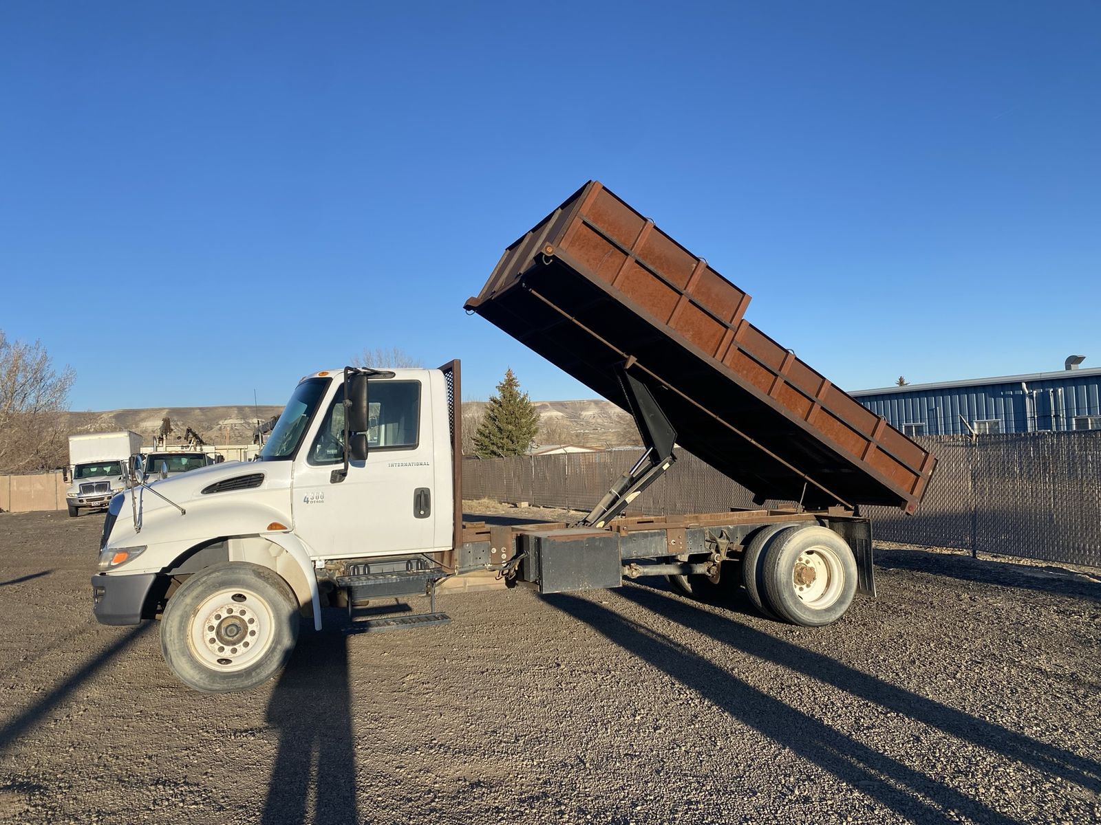 2002 International DuraStar 4300 
