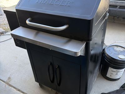 Traeger TFS56PLD Pro 575 Pellet Grill - Used, Black