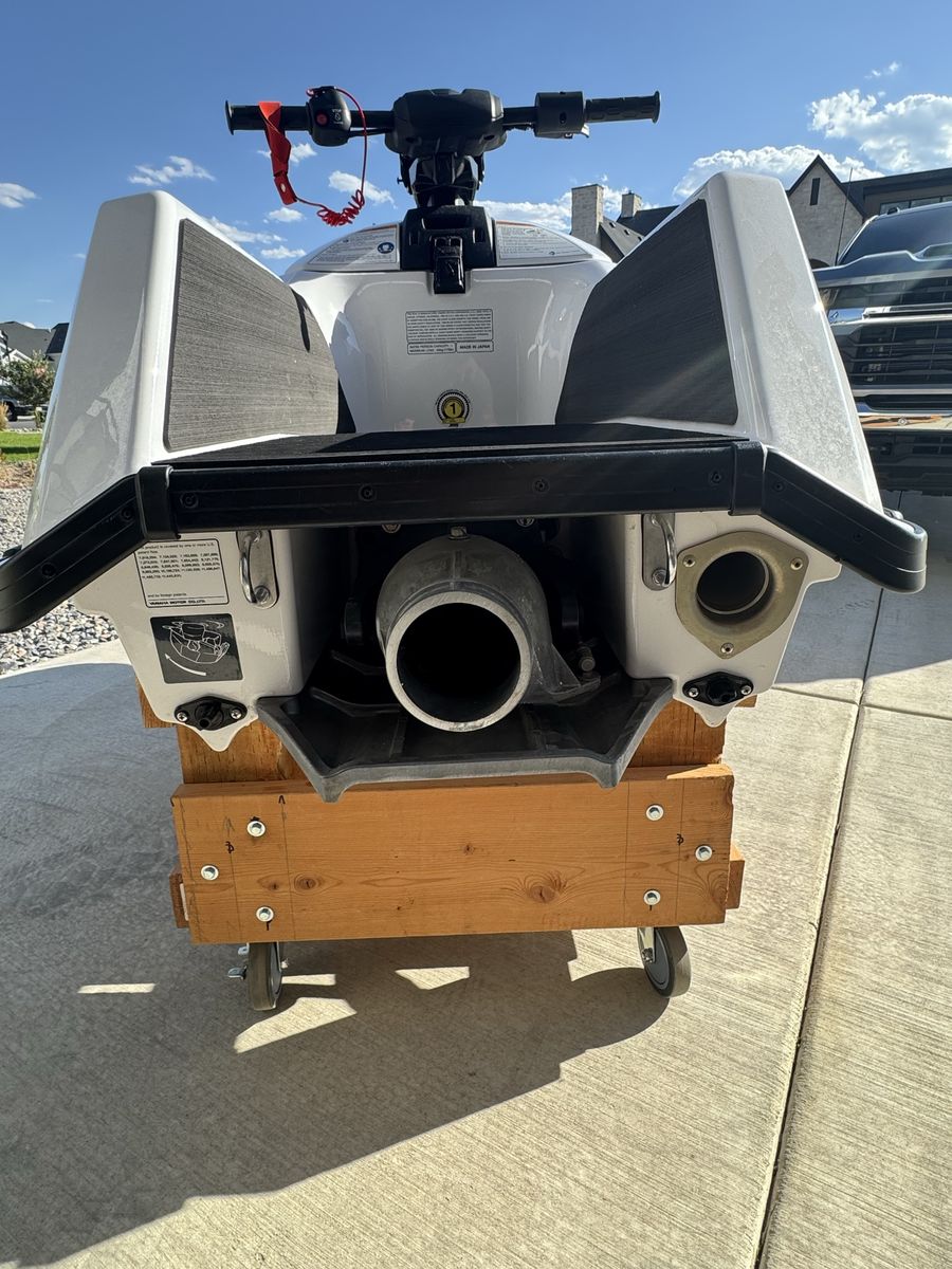 Main image 5