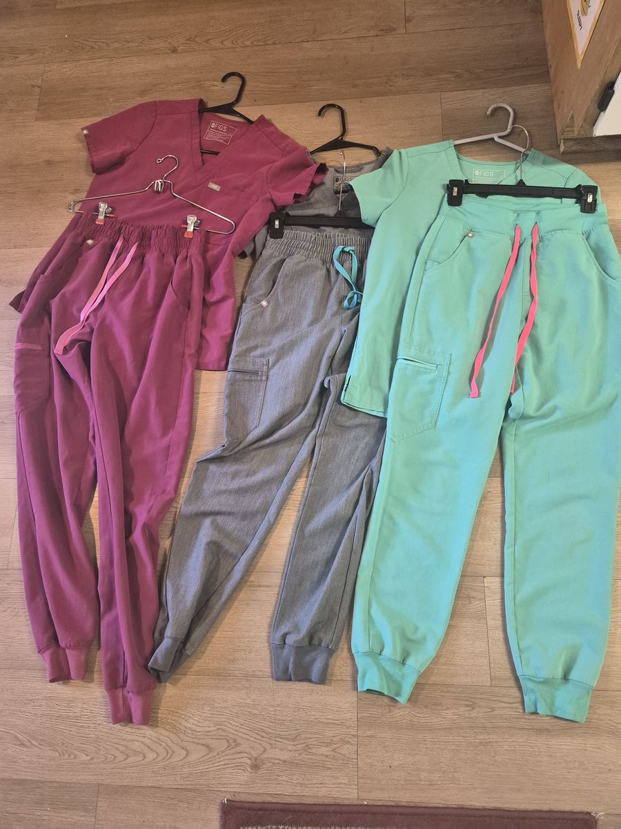 XS Figs Scrubs