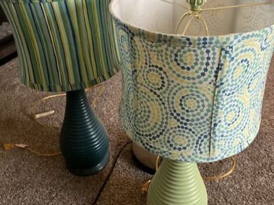 2 Green/Blue Lamps