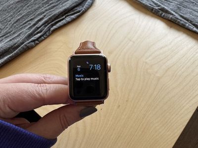 Apple Watch Rose series 3 Gold Aluminum Case with Brown Leather Band
