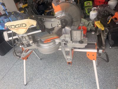 RIDGID 12” Sliding Miter Saw + Professional Compact Stand