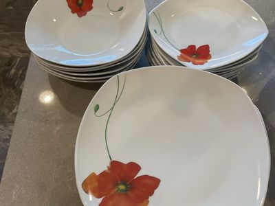 Poppy Print Dinnerware Set - Plates Bowls Mugs