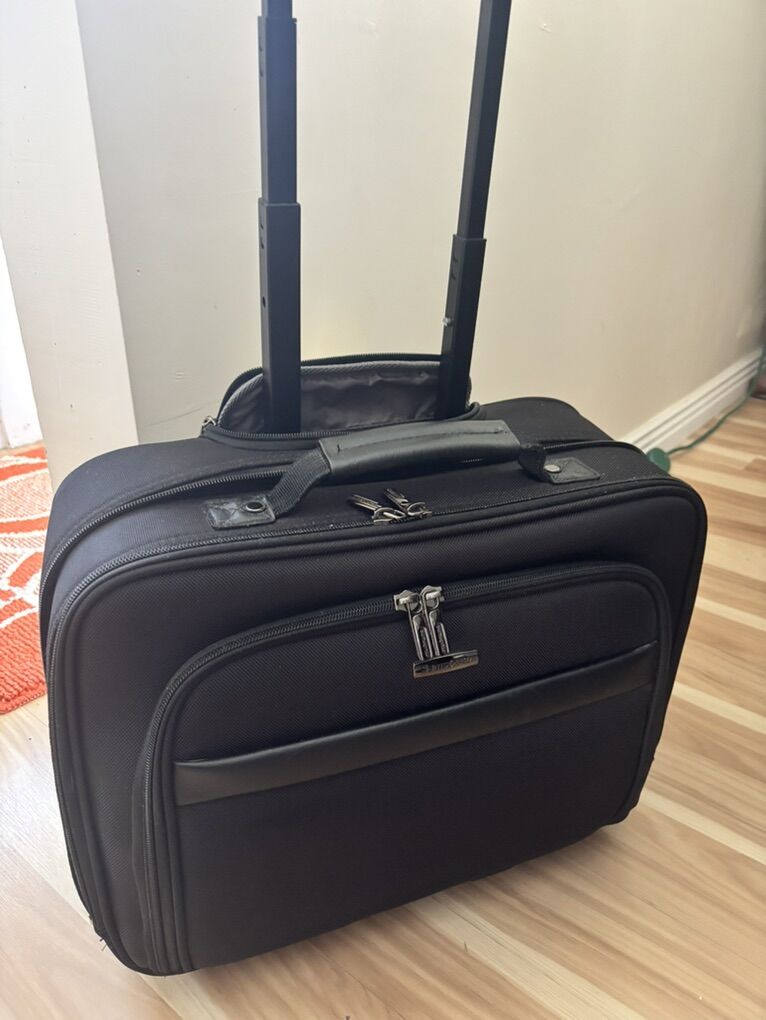 Like New Rolling Laptop Bag
