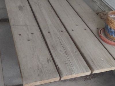 Picnic Table (Sturdy!)