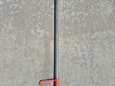Heavy Duty Floor Scraper.