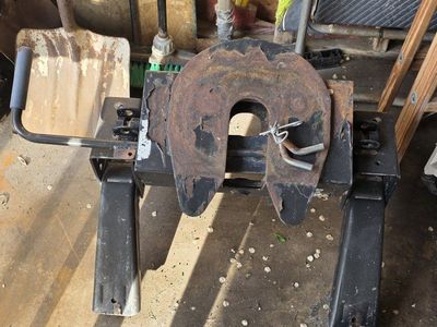 5th wheel hitch 1500 PRO series