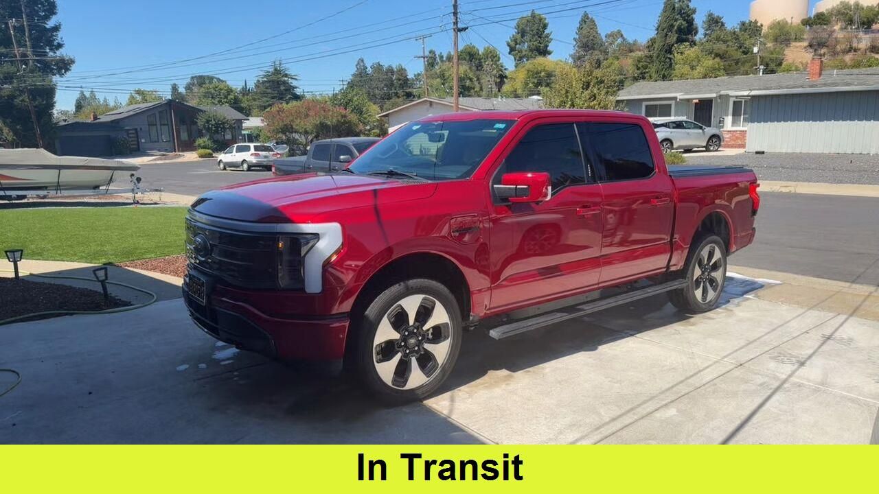 2023 Ford F-150 Lightning Platinum