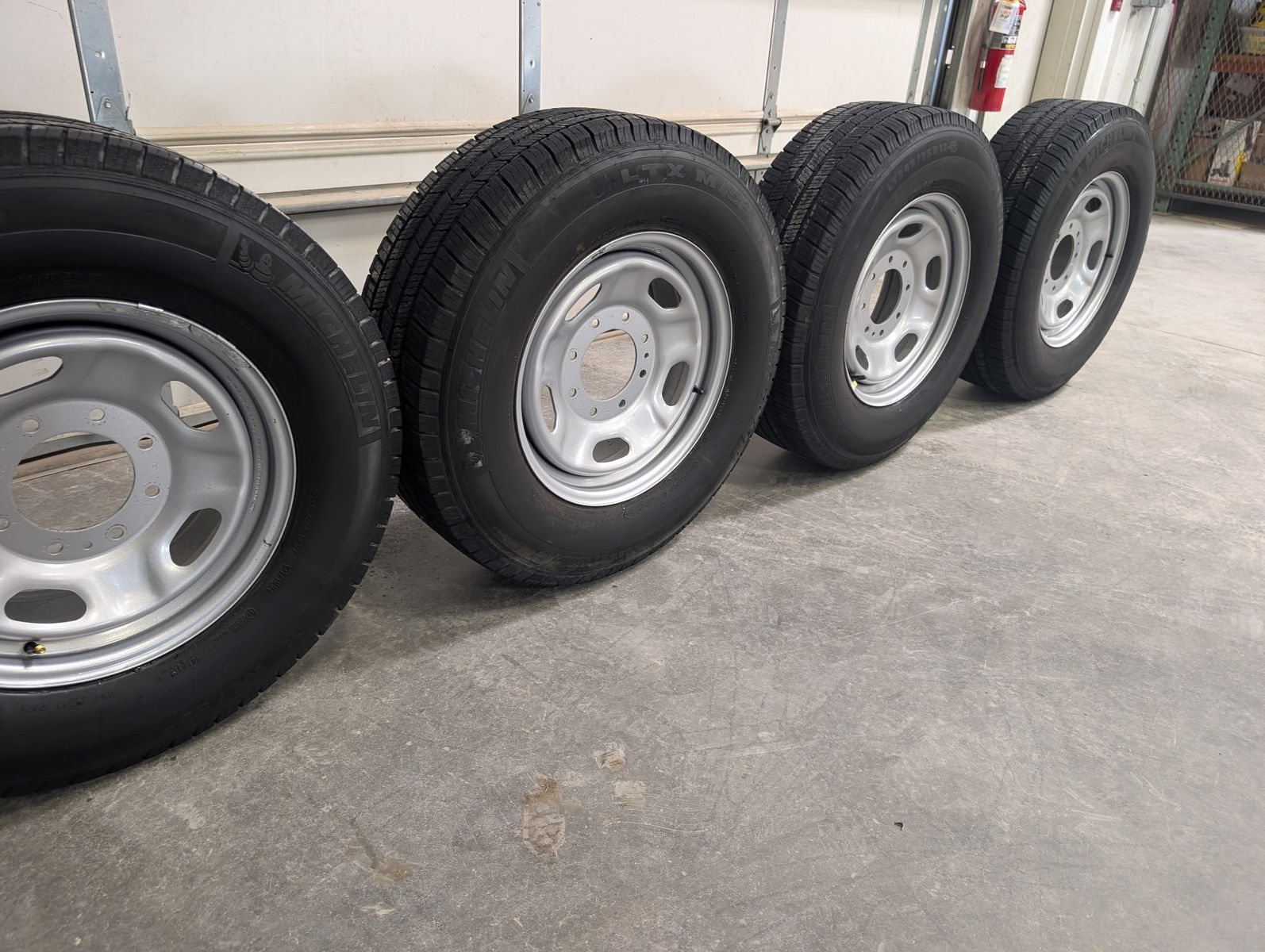 Ford Super Duty F250/350 Wheels