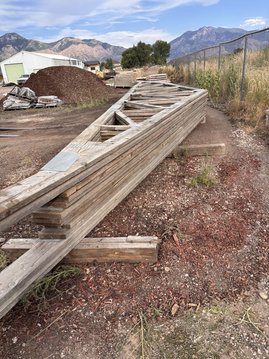 34’ Trusses 12/2.34” Pitch