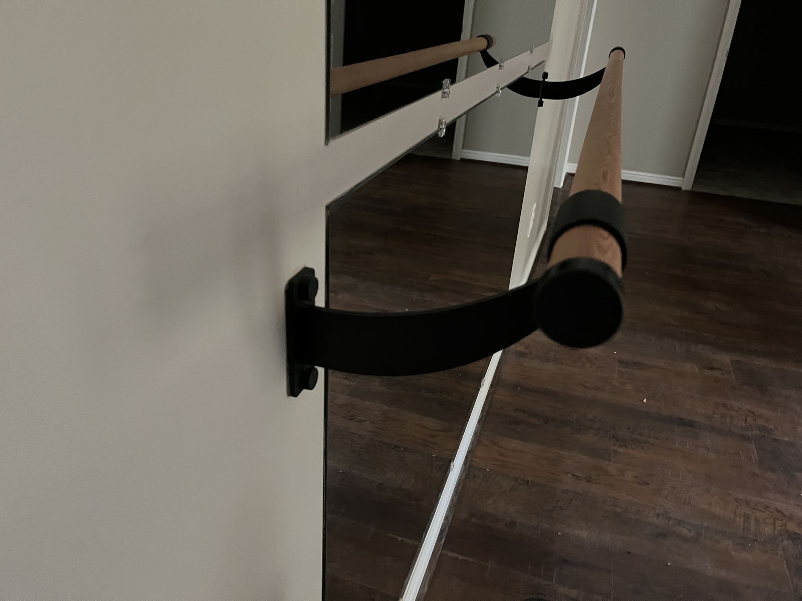 Main image 2