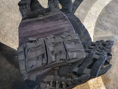 5.11 Tactech Plate Carrier/Weight Vest and Tactical Molle Mag Pouch