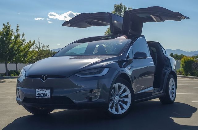 2020 Tesla Model X Long Range Plus