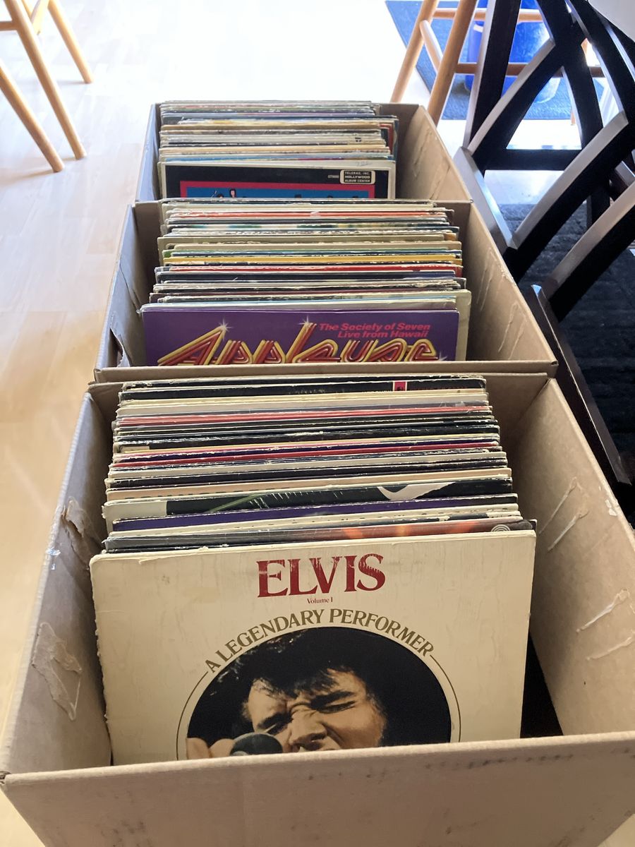 125+ vinyl records